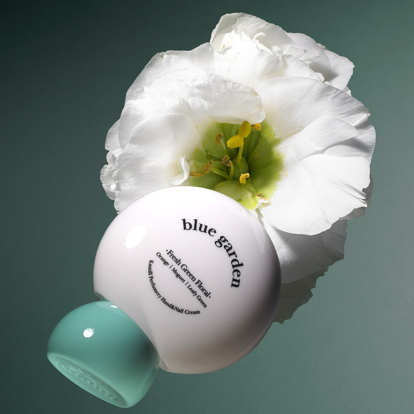 カミール公式アカウント on LIPS 「🌿BlueGarden–青い夜明けにフラワーマーケットで咲く生..」(1枚目)