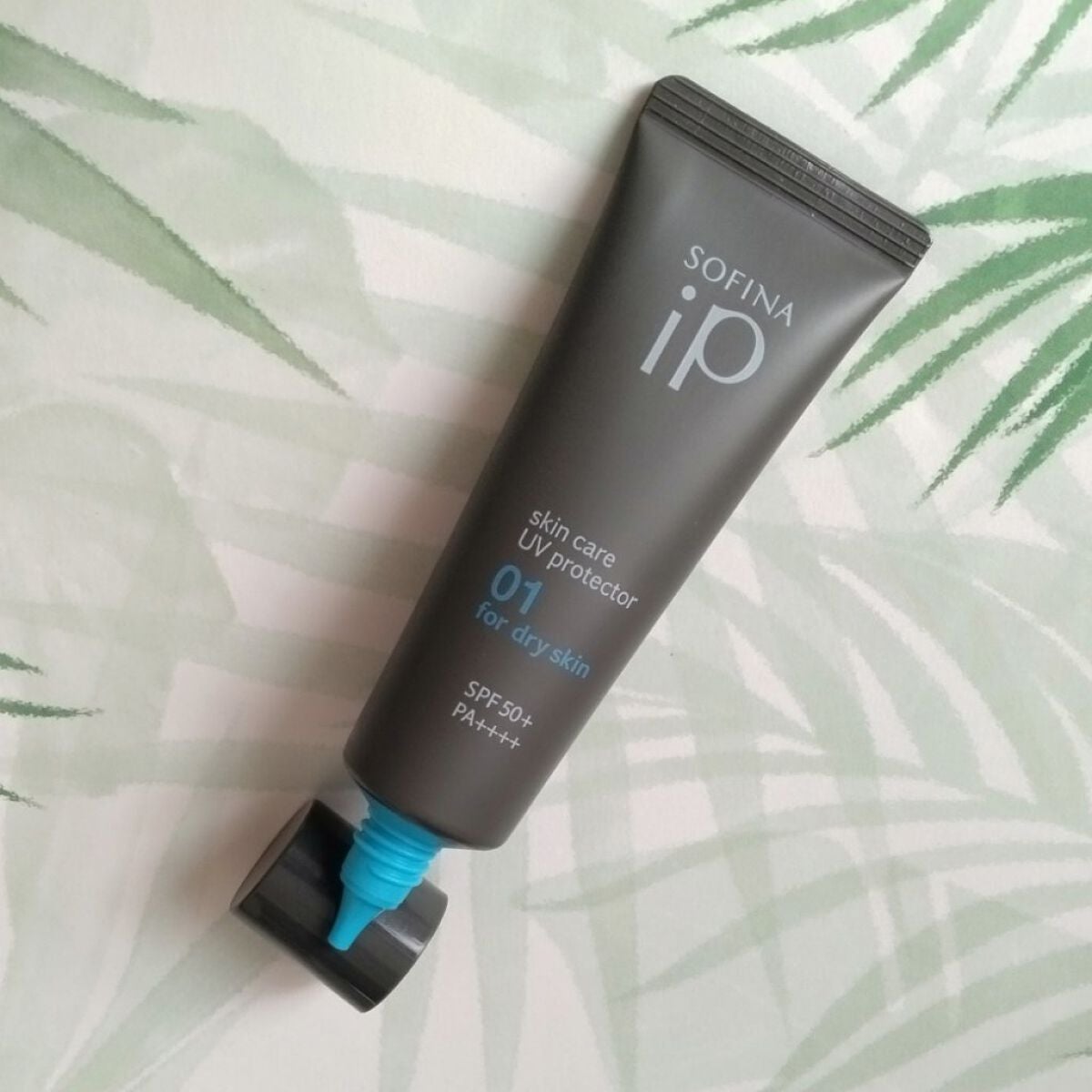 ソフィーナ iP スキンケアUV 01乾燥しがちな肌環境 SPF50+ PA++++/SOFINA iP/日焼け止めクリームを使ったクチコミ(2枚目)