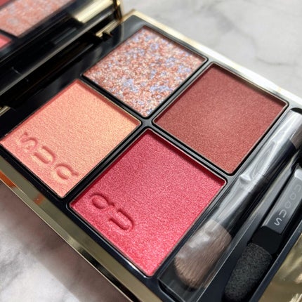 シグニチャー カラー アイズ/SUQQU/アイシャドウパレットを使ったクチコミ(2枚目)