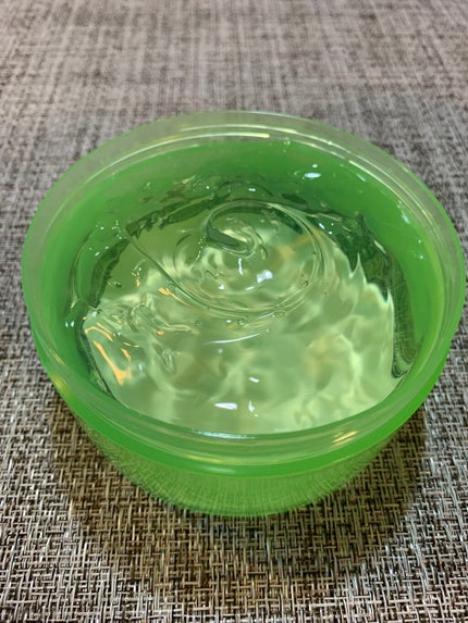 ティーツリーカーミングハイドロジェル/MEDIHEAL/ボディローションを使ったクチコミ(4枚目)