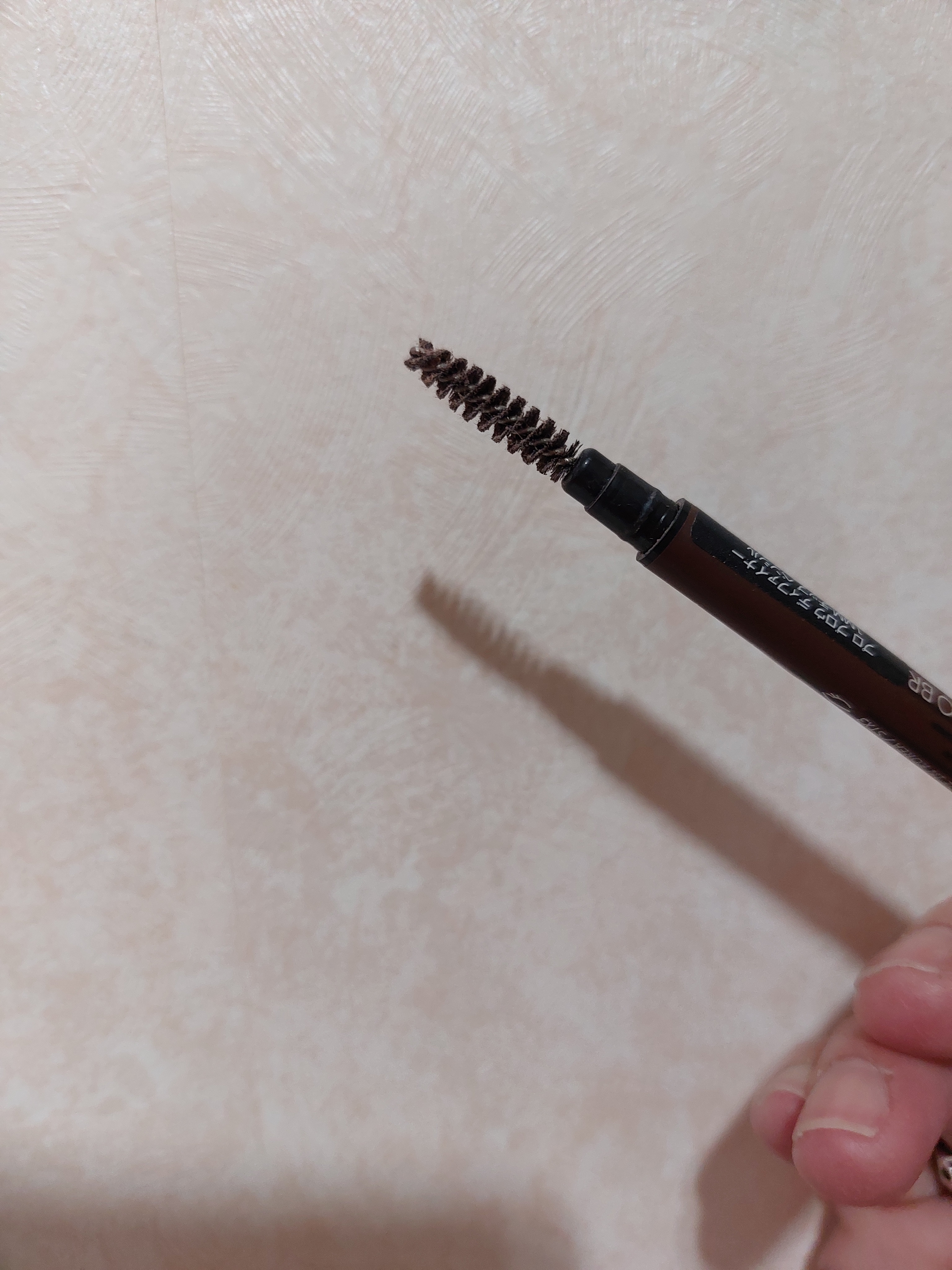 M・A・C プロ ブロウ ディファイナー 1MM-チップ ペンシルのクチコミ「ヒッコリー

1mmの極細ライン。折れにくく、描きやすい。
ナチュラルな仕上がりに。

ウォー.....」（3枚目）