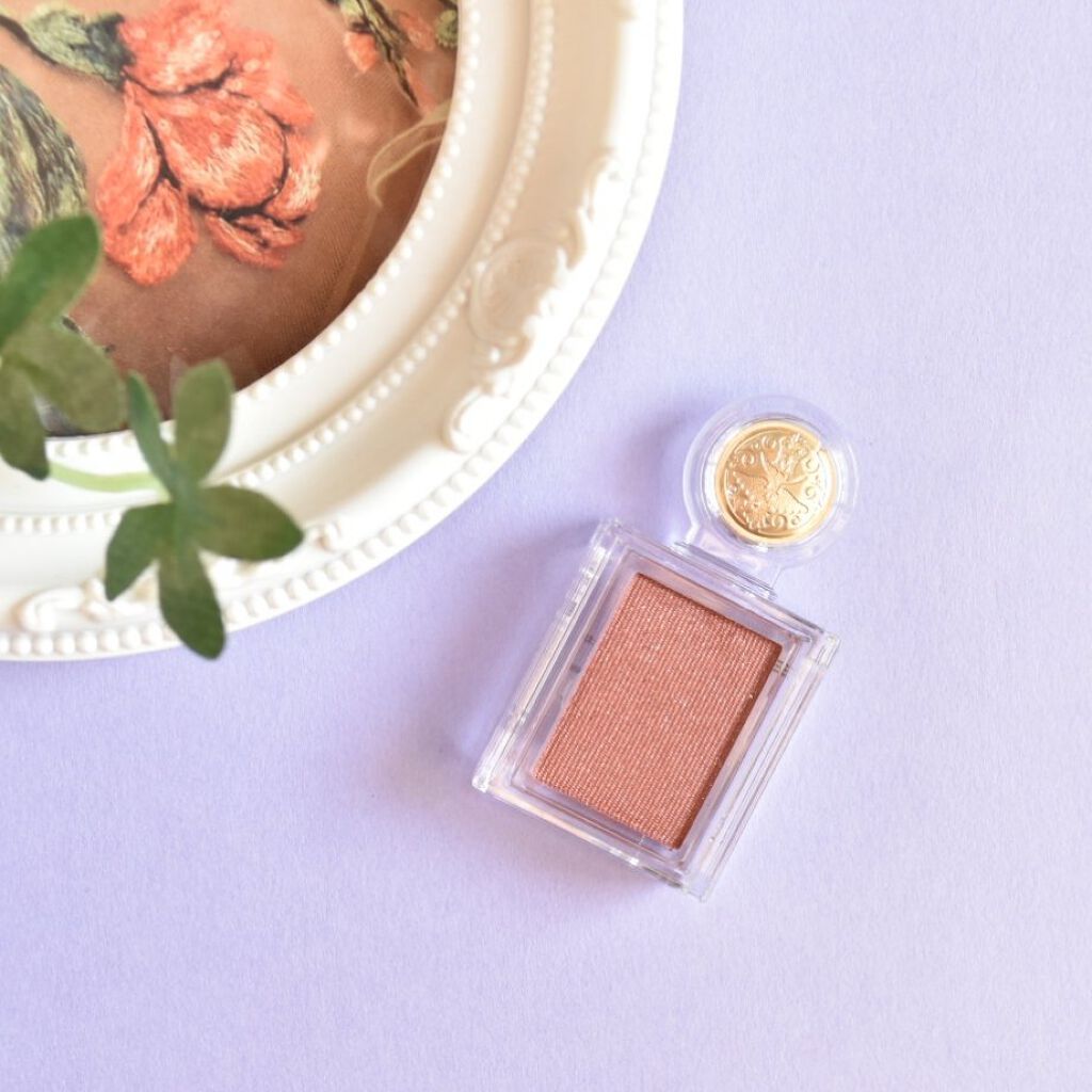 シャドーカスタマイズ/MAJOLICA MAJORCA/単色アイシャドウを使ったクチコミ（1枚目）