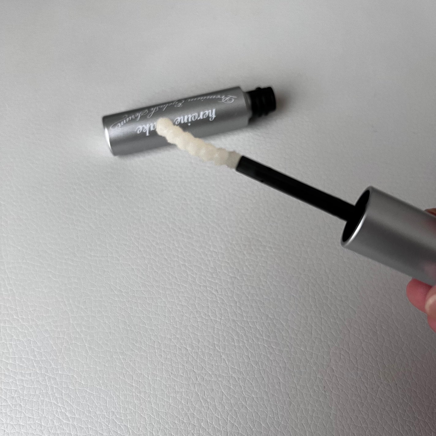 アイラッシュセラム プレミアムEX/ヒロインメイク/まつげ美容液を使ったクチコミ(2枚目)