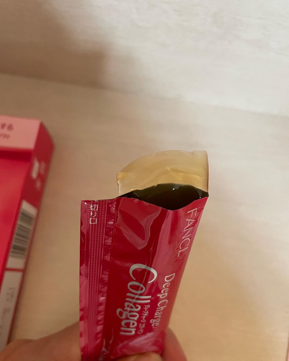 ディープチャージ コラーゲン スティックゼリー/ファンケル/美容サプリメントを使ったクチコミ(2枚目)