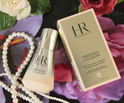 プロディジー CELグロウ エッセンス ファンデーション/HELENA RUBINSTEIN/リキッドファンデーションを使ったクチコミ(3枚目)