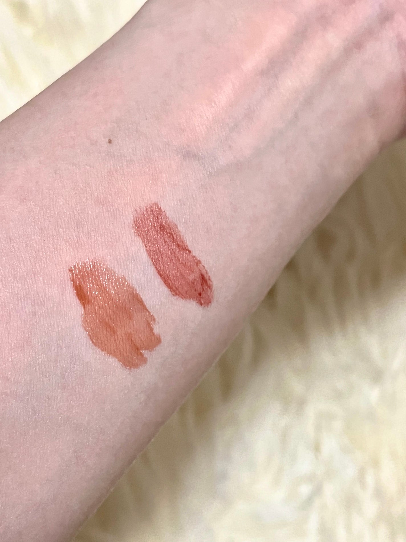 コンデンスフォグリップマット/INTO U/口紅を使ったクチコミ(4枚目)