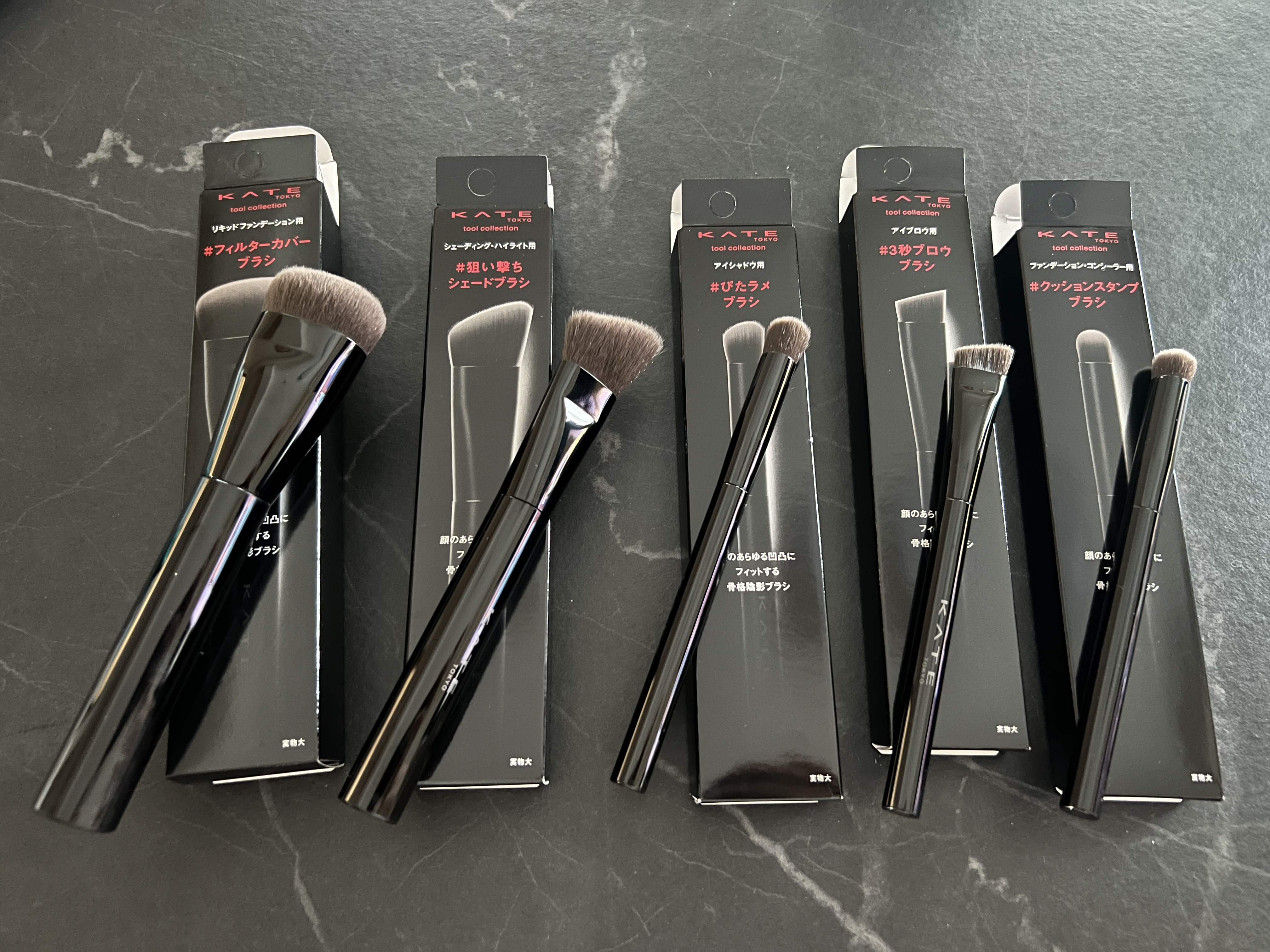 マルチシェーディングブラシ/KATE/メイクブラシを使ったクチコミ（3枚目）