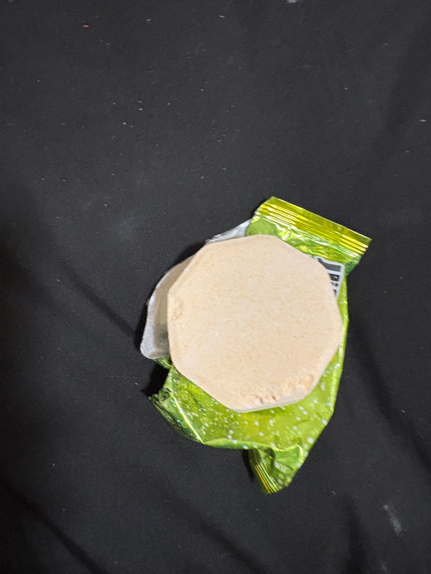 バブ モンスターバブルMEGA級 スプラッシュ泡 シトラススパークの香り/バブ/炭酸系入浴剤を使ったクチコミ(3枚目)