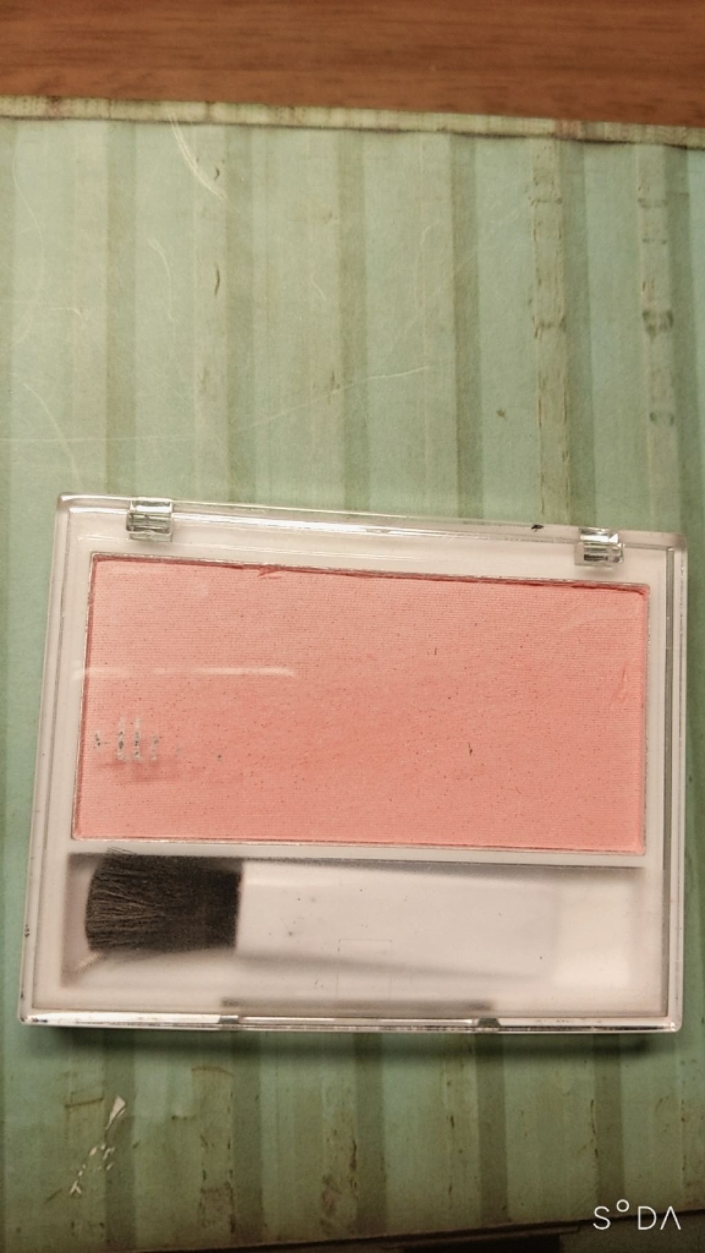 pink_make_0mrv on LIPS 「《悲報》蓋が外れたーlll__)このチークはとてもピンク!ピン..」(1枚目)