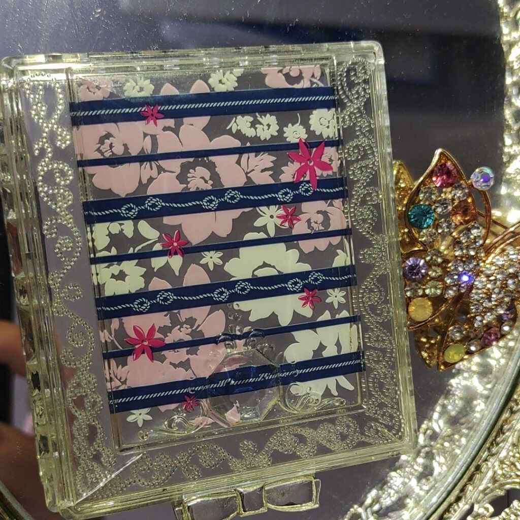 れれ on LIPS 「ここまでボロボロになるチップとは、、、、と思ったけど発色は良い..」(6枚目)