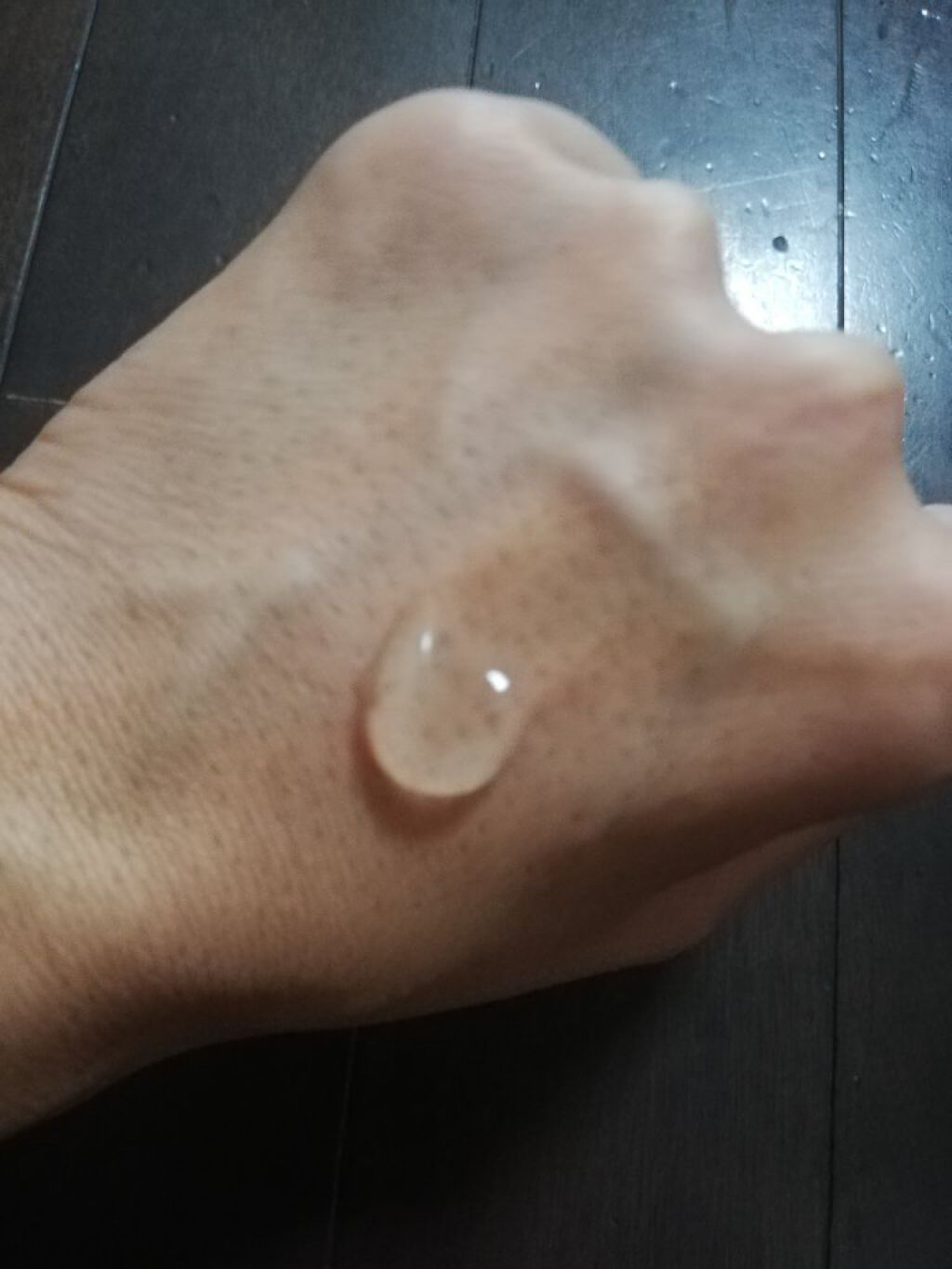 アロエ99％ スージングジェル/HOLIKA HOLIKA/ボディローションを使ったクチコミ（2枚目）