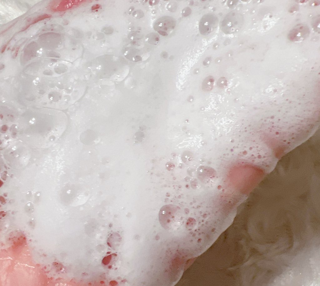 クリームケア ボディウォッシュ W保水美肌 フローラルブーケの香り/ニベア/ボディソープを使ったクチコミ（3枚目）