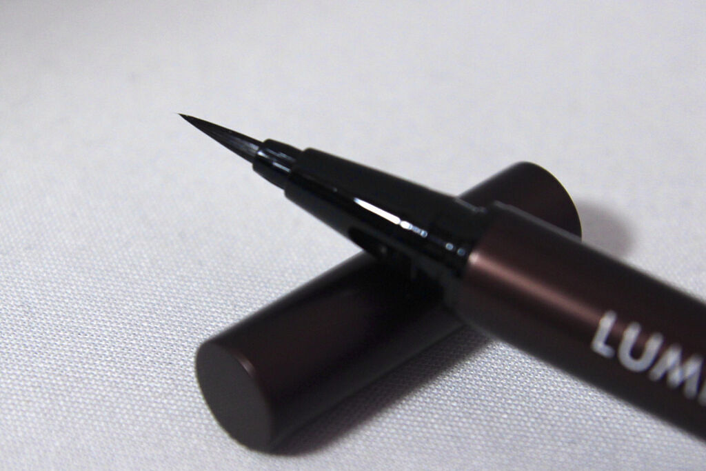 スキルレスライナー/LUMIURGLAS/リキッドアイライナーを使ったクチコミ（3枚目）