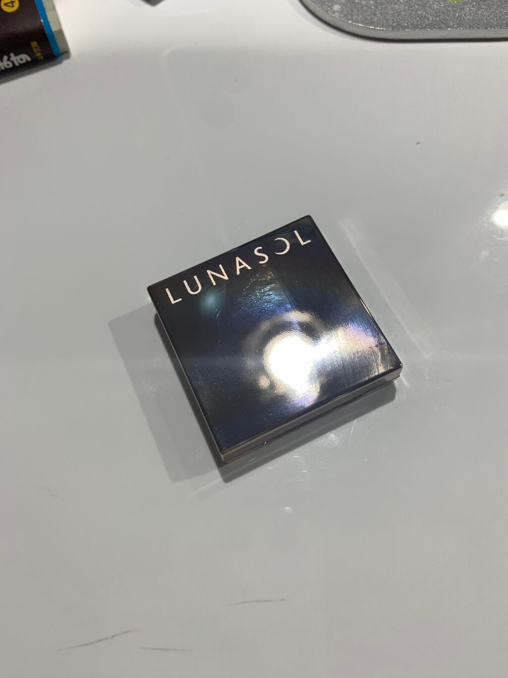 マージングカラーアイズ/LUNASOL/単色アイシャドウを使ったクチコミ(2枚目)