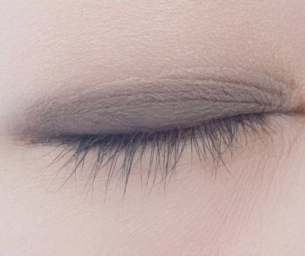 ルックアット マイアイズ BL607 パールネイビー/ETUDE/単色アイシャドウを使ったクチコミ（3枚目）