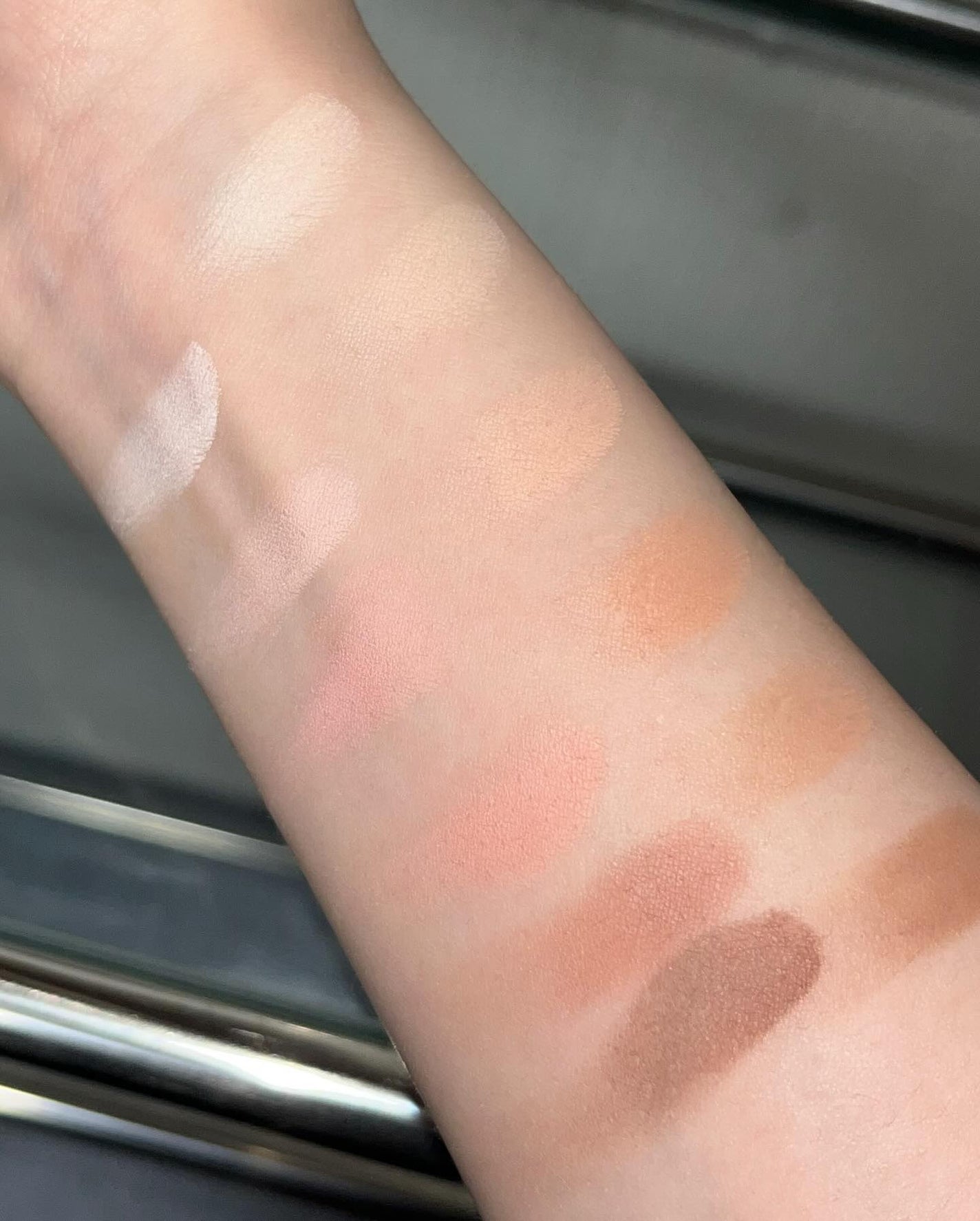 12 Shades Eyeshadow Palette/Joocyee/パウダーアイシャドウを使ったクチコミ(2枚目)