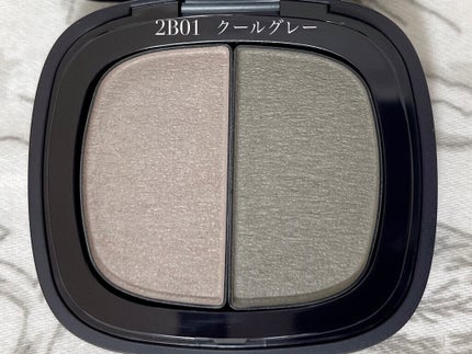 SHIRO がごめ昆布アイブロウパレットのクチコミ「#コスメ購入品
SHIRO
がごめ昆布アイブロウパレット
2B01 クールグレー
リニュー.....」(2枚目)