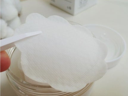 VEGAN TOLOGY CICACARE ESSENCE PADSのクチコミ「週末の間変な出来物が顔に集中して出来ました。
なんでかなと思ってみたら最近実はしっかりと寝て.....」(3枚目)