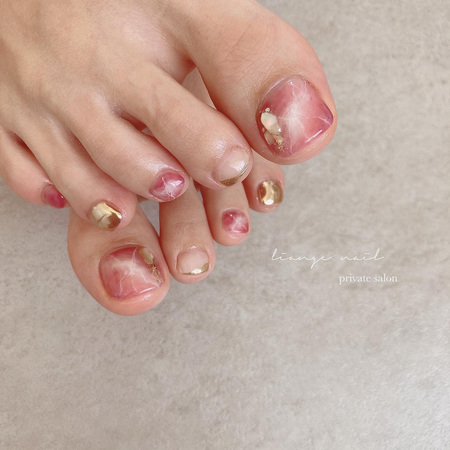 #リアンジェネイル,#柏ネイル,#ネイル,#春ネイル,#大人ニュアンスネイル,#ニュアンスネイル,#ジェルネイル,#ミラーネイル,#シェルネイル,#フットネイル,#夏ネイル,#天然石ネイルのネイルデザイン