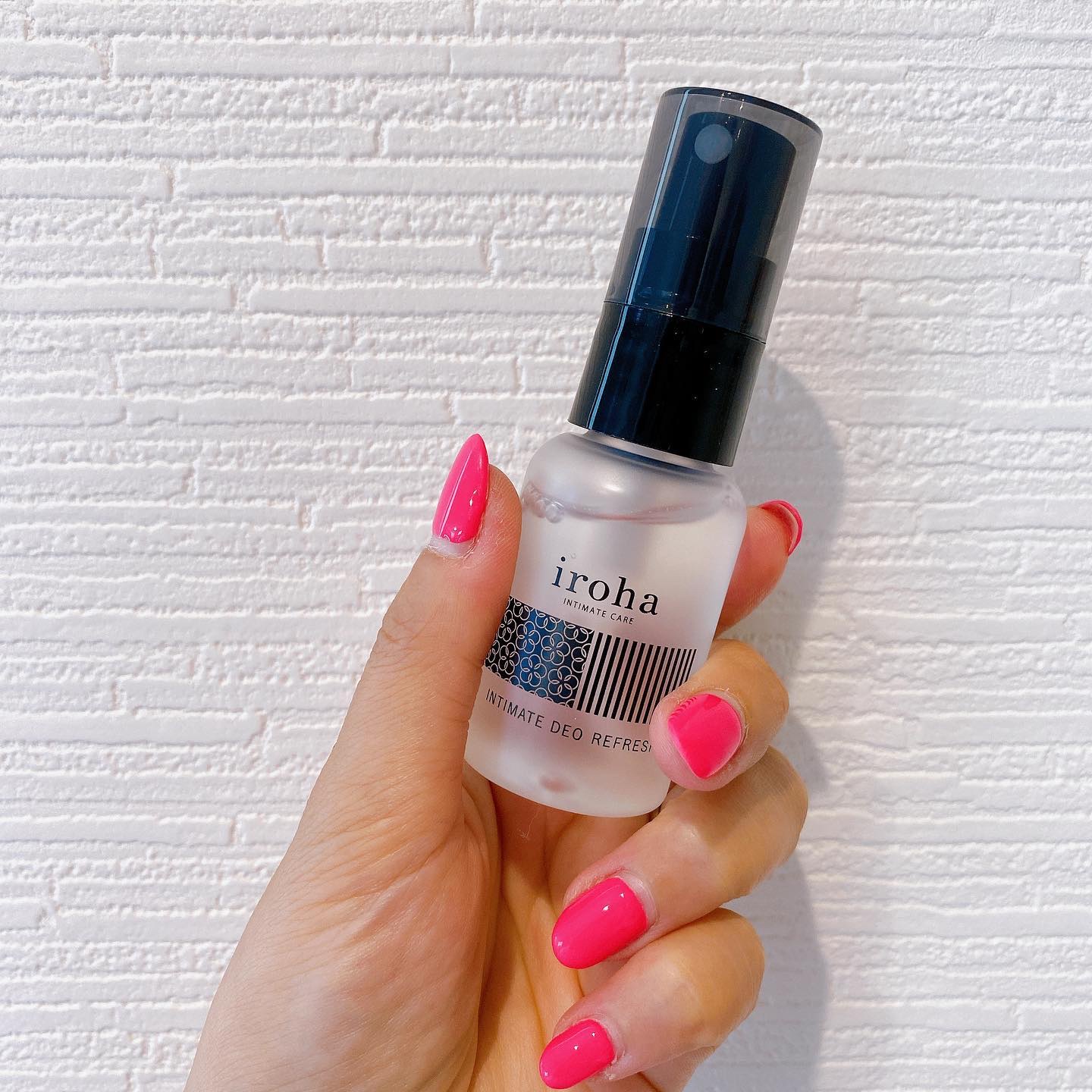 iroha INTIMATE CARE イロハ インティメート デオ リフレッシュのクチコミ「特にこの暑い夏に大活躍のアイテム♡

デリケートゾーン用の
拭き取りミスト🫧

使い方は簡単♪.....」（1枚目）