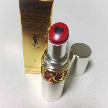 イヴ・サンローラン
ヴォリュプテ プランプインカラー
￥4300(税抜き)
No.6 ルナティックレッド💄♥︎

もう見た目が可愛すぎて、、
初めてイヴサンローラン買いました😂

写真2枚目スウォッチ📷