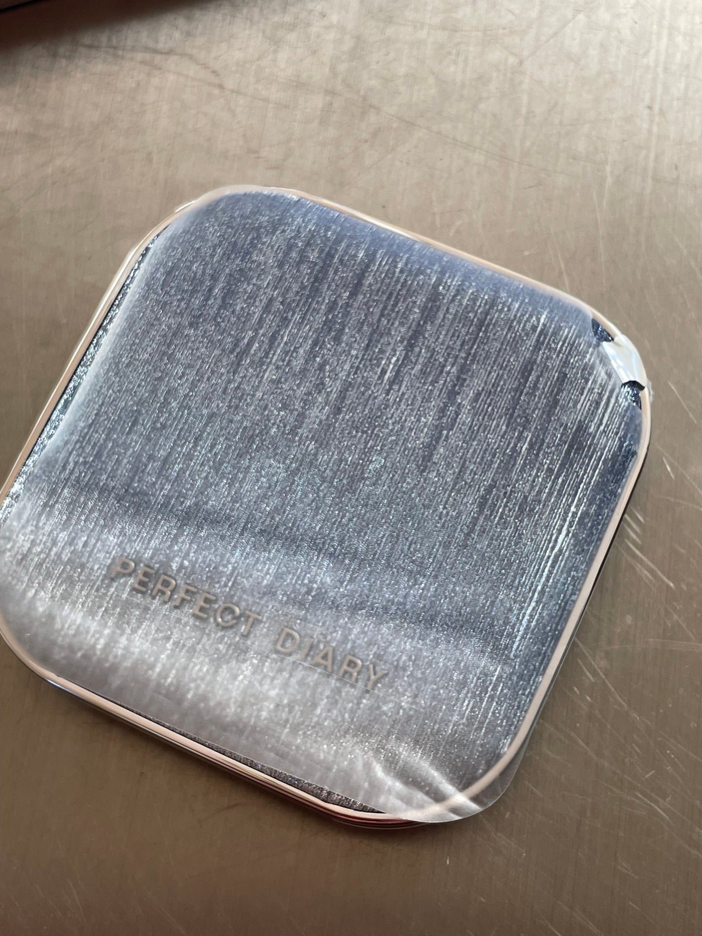 PERFECT DIARY (パーフェクトダイアリー)「原石」9色アイシャドウ クリスマス限定/PERFECT DIARY/アイシャドウパレットを使ったクチコミ(2枚目)