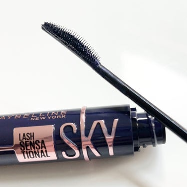 MAYBELLINE NEW YORK スカイハイ コスミックブラストのクチコミ「#PR #メイベリン #LIPSプレゼント

【スカイハイ コスミックブラスト】
マスカラ ス.....」（2枚目）