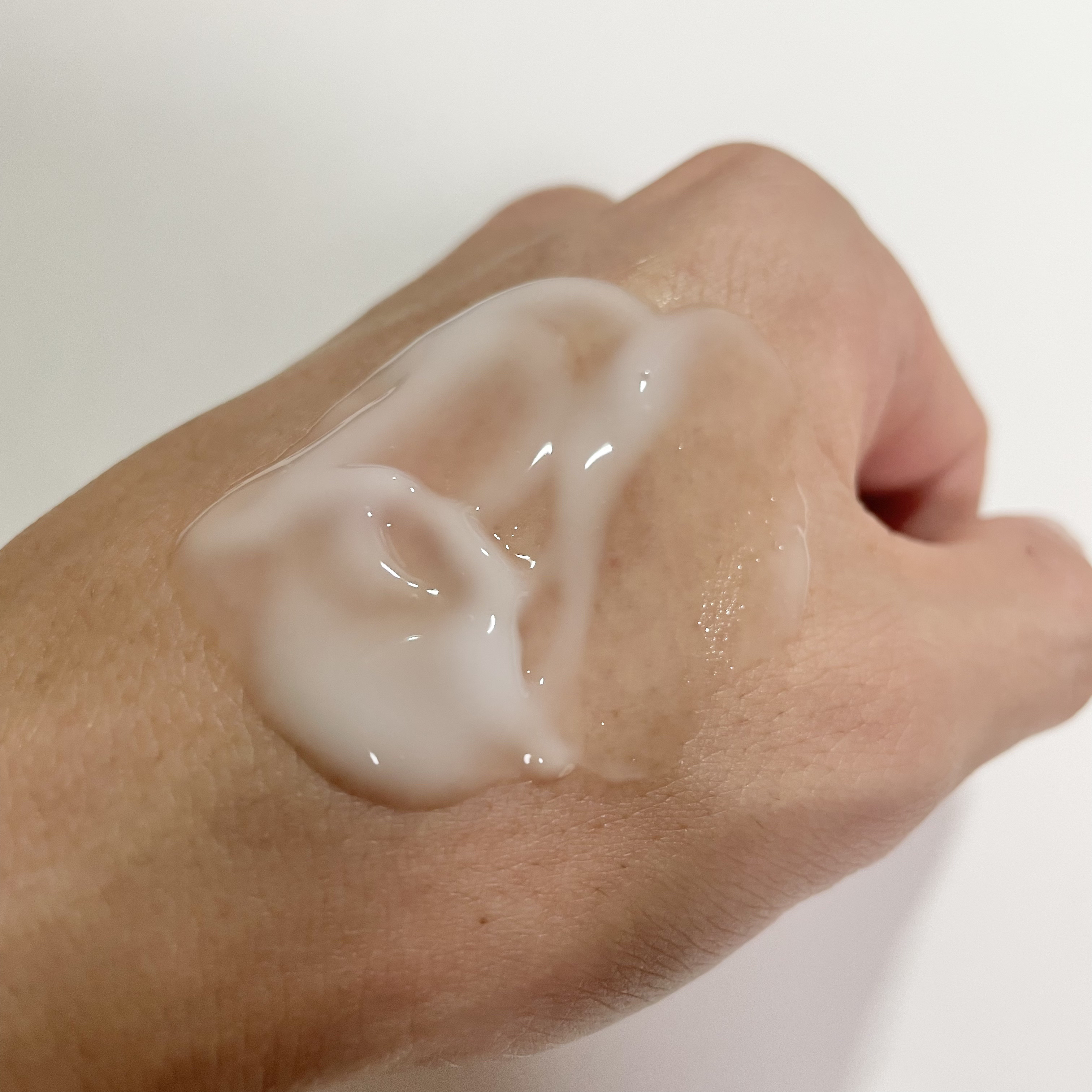 レッドB・Cスージングクリーム(チューブタイプ)/Dr.G/フェイスクリームを使ったクチコミ（3枚目）