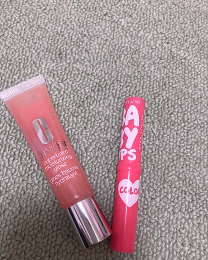 スーパーバーム モイスチャライジング グロス/CLINIQUE/リップグロスを使ったクチコミ(1枚目)