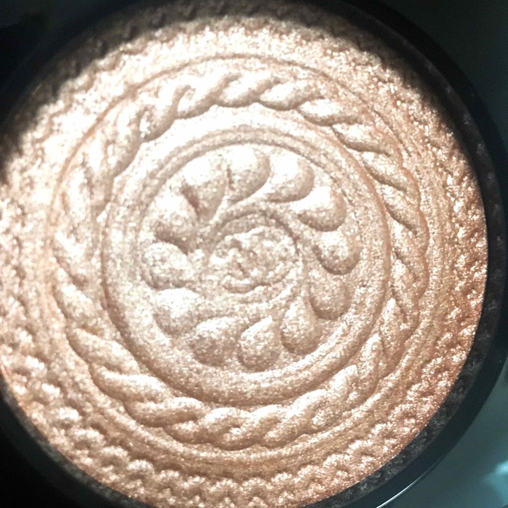 LIPSベストコスメ2020上半期カテゴリ賞　ハイライト部門 第1位 CHANEL エクラ マニェティク ドゥ シャネルの話題の口コミ・レビューの写真 （3枚目）