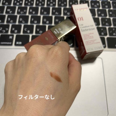 コンフォート リップオイル インテンス/CLARINS/リップグロスを使ったクチコミ（3枚目）