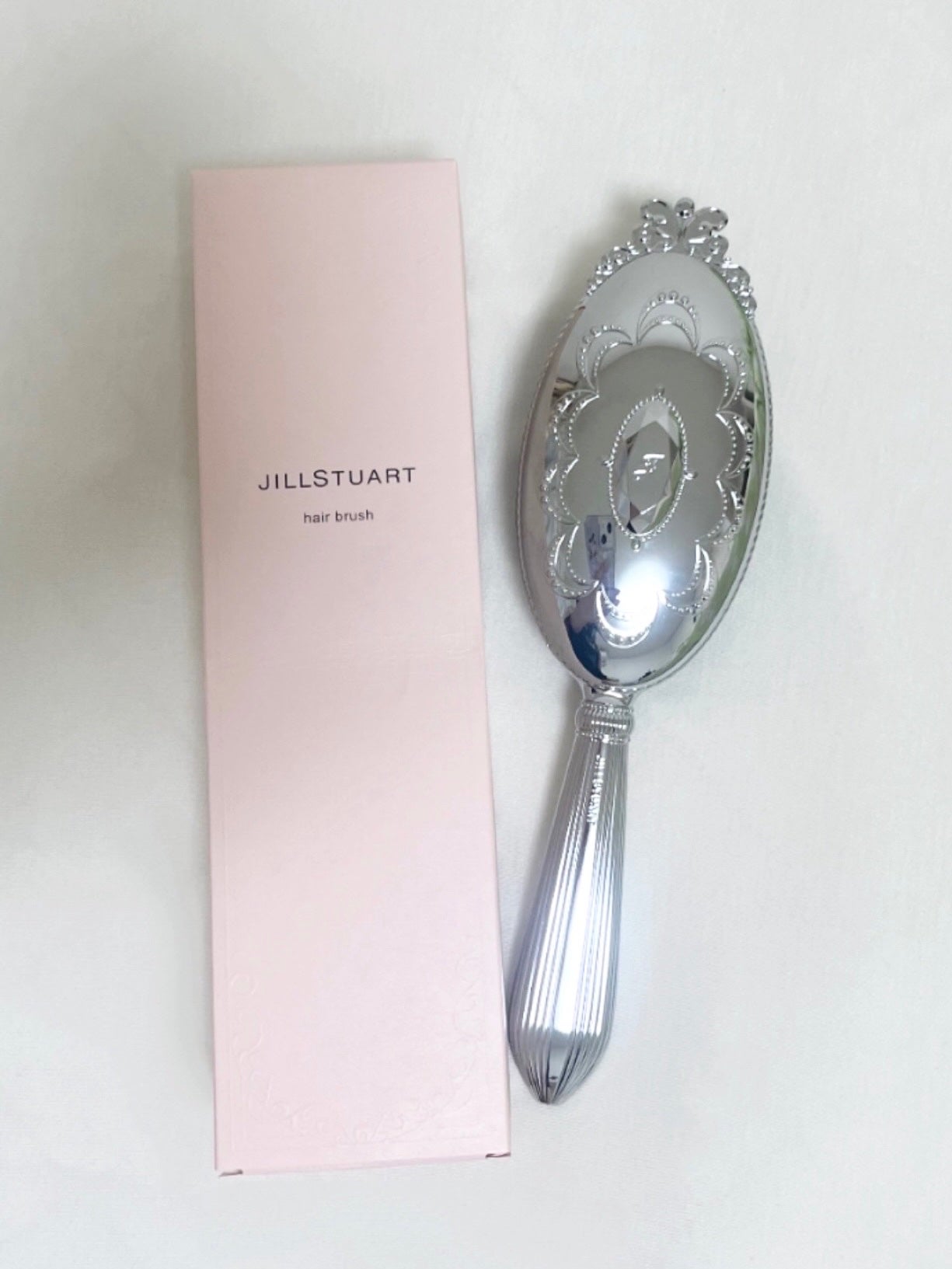 㪠on LIPS ãðJILLSTUARTãã¢ãã©ã·Â¥3,960â¡.*ïŸââââ..ãïŒ1æç®ïŒ