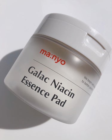 .
.
ma:nyo
Galac Niacin Essence Pad

NEWガラクナイアシンエッセンスパッド
□外部刺激によって敏感になった肌の赤みをケア
□水分補給＋美白＋鎮静のマルチエッセンスパ