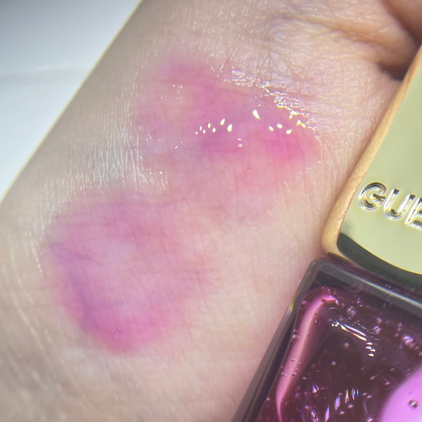 キスキス ビー グロウ オイル/GUERLAIN/リップグロスを使ったクチコミ(3枚目)