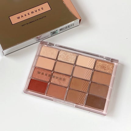 ソフトブラーリングアイパレット/wakemake/アイシャドウパレットを使ったクチコミ(5枚目)