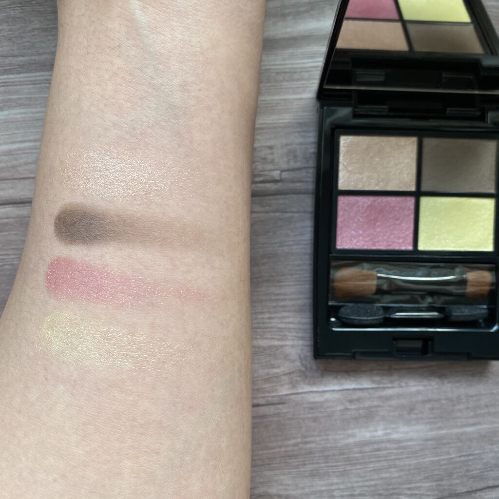 ミネラルクラッシィシャドー/エトヴォス/アイシャドウパレットを使ったクチコミ（2枚目）