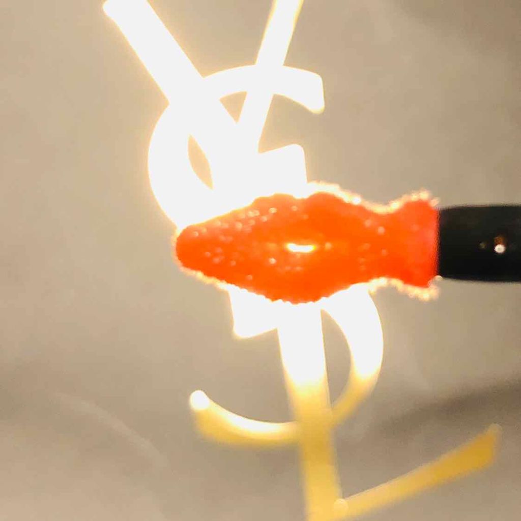 ヴォリュプテ ティントインオイル/YVES SAINT LAURENT BEAUTE/リップグロスを使ったクチコミ（2枚目）