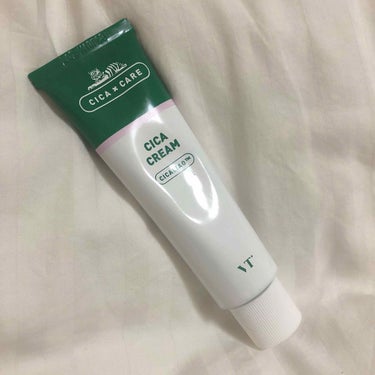 こんにちわ！
お久しぶりです😓

今回はVTコスメのスキンケア商品を紹介したいと思います！

「VT COSMETIC CICA CREAM」

肌荒れをして弱った肌に基礎体力を底上げしてくれます
鎮静