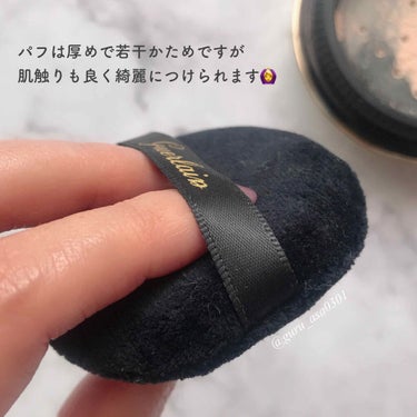 GUERLAIN レ ヴォワレット プードル リーブルのクチコミ「毛穴レスな陶器肌を作るゲランのフェイスパウダー
\マットなヴェールをつくるルースパウダー/
......」（2枚目）