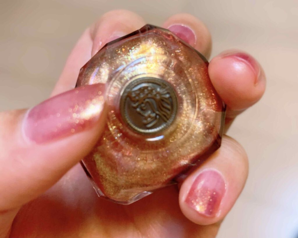 レイザーポリッシュ/人魚之水（LARME DE SIRENE）/マニキュアを使ったクチコミ（1枚目）