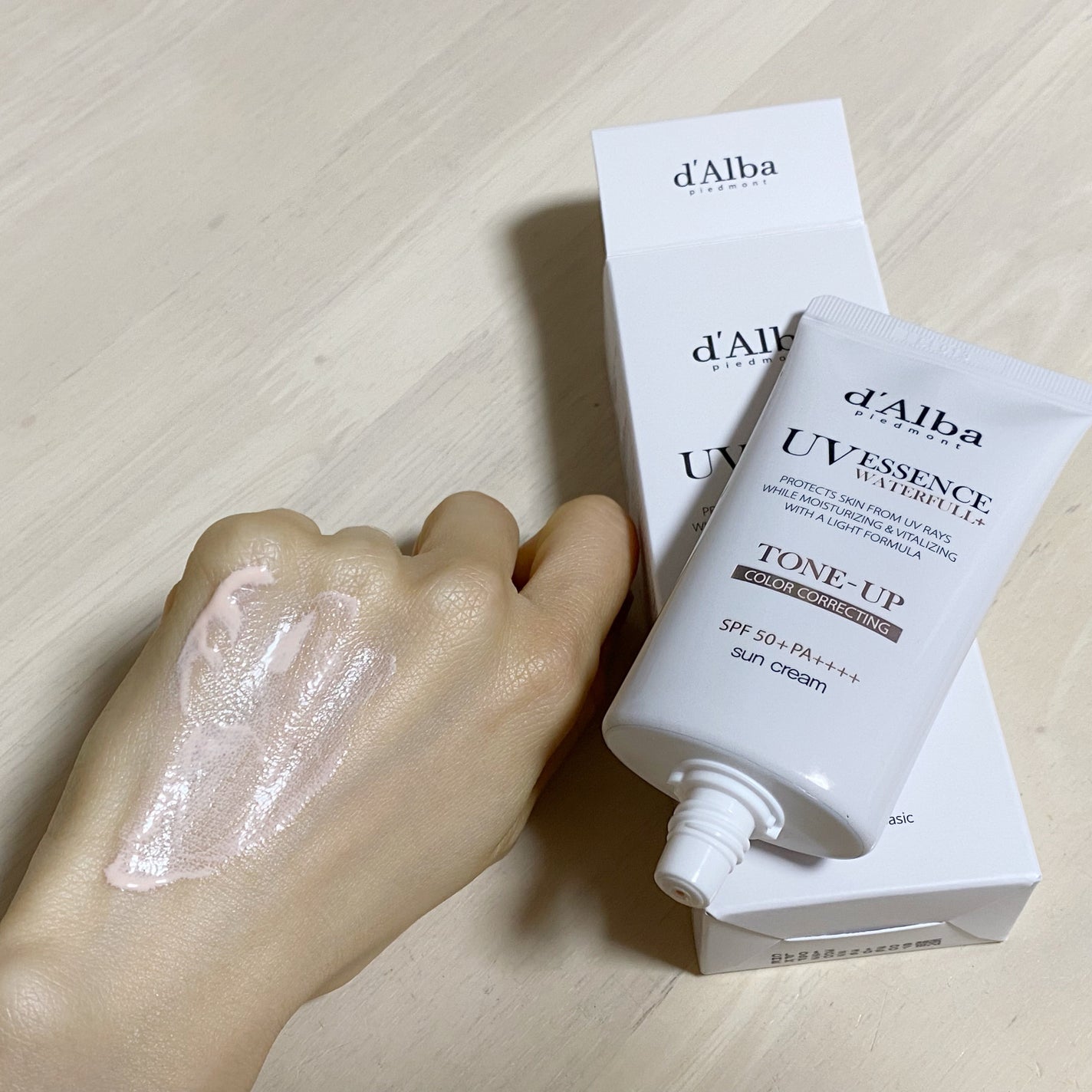 ウォータフルトーンアップサンクリーム/ダルバ/日焼け止めクリームを使ったクチコミ(3枚目)