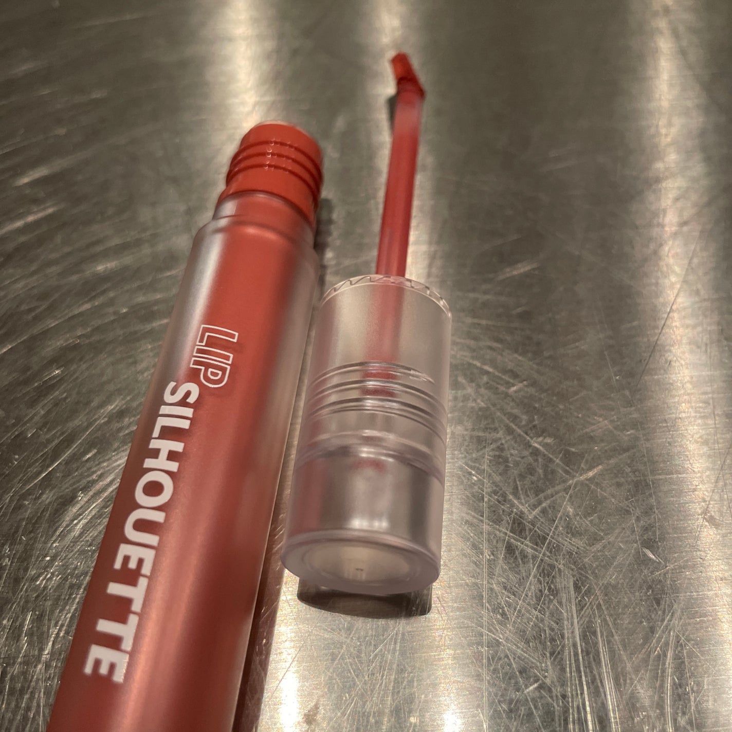 リップシルエットマットベルベットティント/i’m meme/リップティントを使ったクチコミ(1枚目)