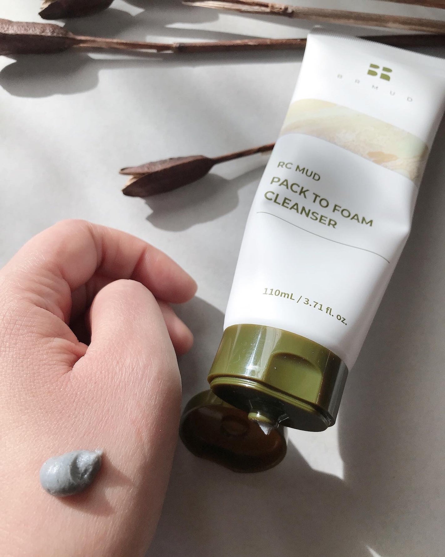 リカバリーマッドバックツーフォームクレンザー/BRMUD/洗顔フォームを使ったクチコミ(3枚目)