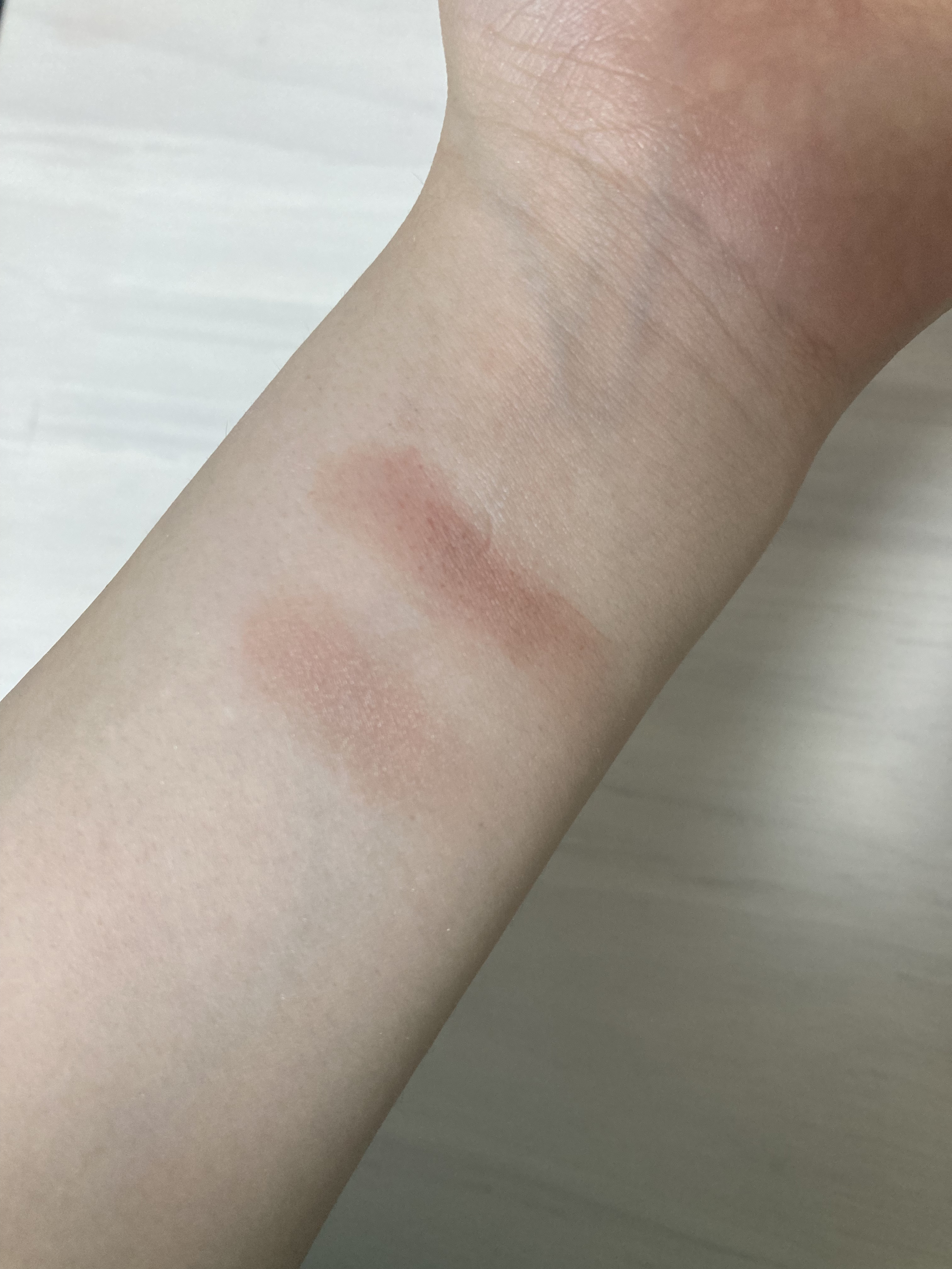 キャンメイク ラスティングマルチアイベース WPのクチコミ「キャンメイクラスティングマルチアイベース WP01フロスティクリア　550円

🙆‍♀️
塗り.....」（3枚目）