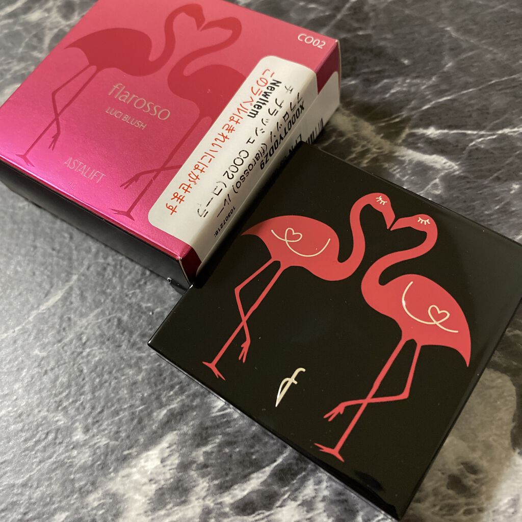 フラロッソ ルーチ ブラッシュ/アスタリフト/パウダーチークを使ったクチコミ（1枚目）