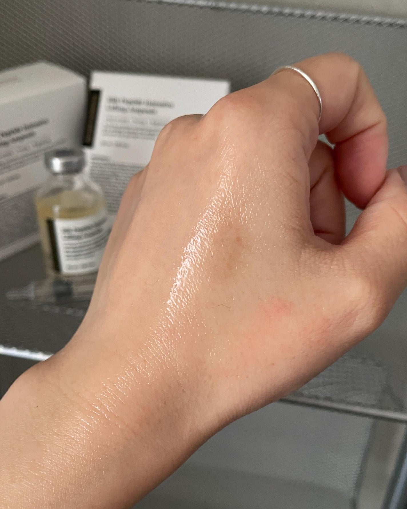 シルクペプチドインテンシブリフティングアンプル/SUNGBOON EDITOR(成分エディター)/美容液を使ったクチコミ(5枚目)