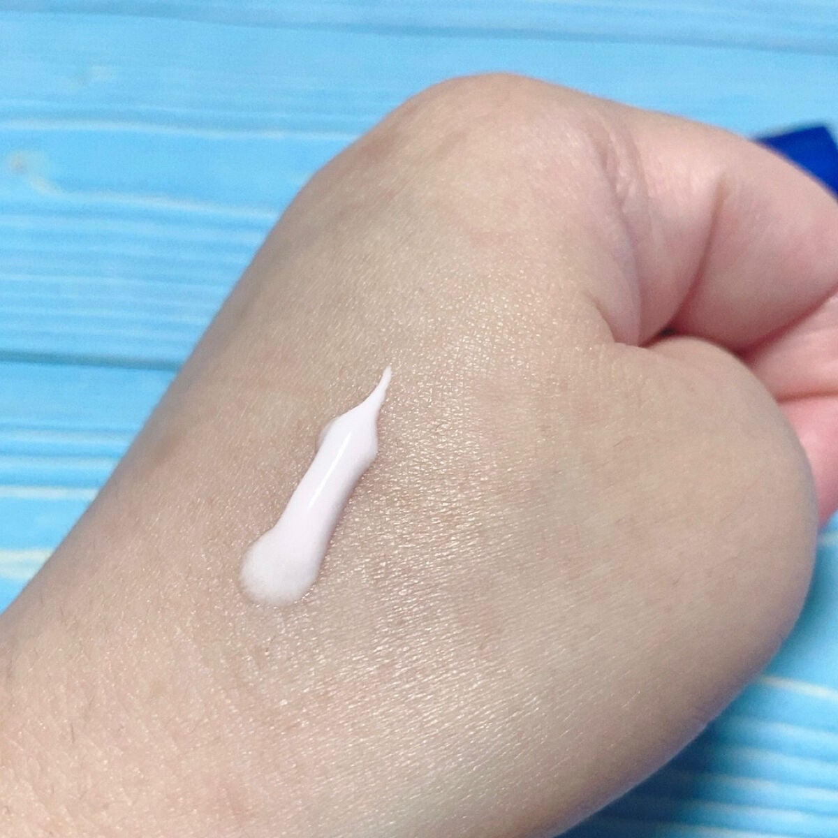 ニベアUV ディープ プロテクト&ケア トーンアップ エッセンス/ニベア/日焼け止めローションを使ったクチコミ(6枚目)