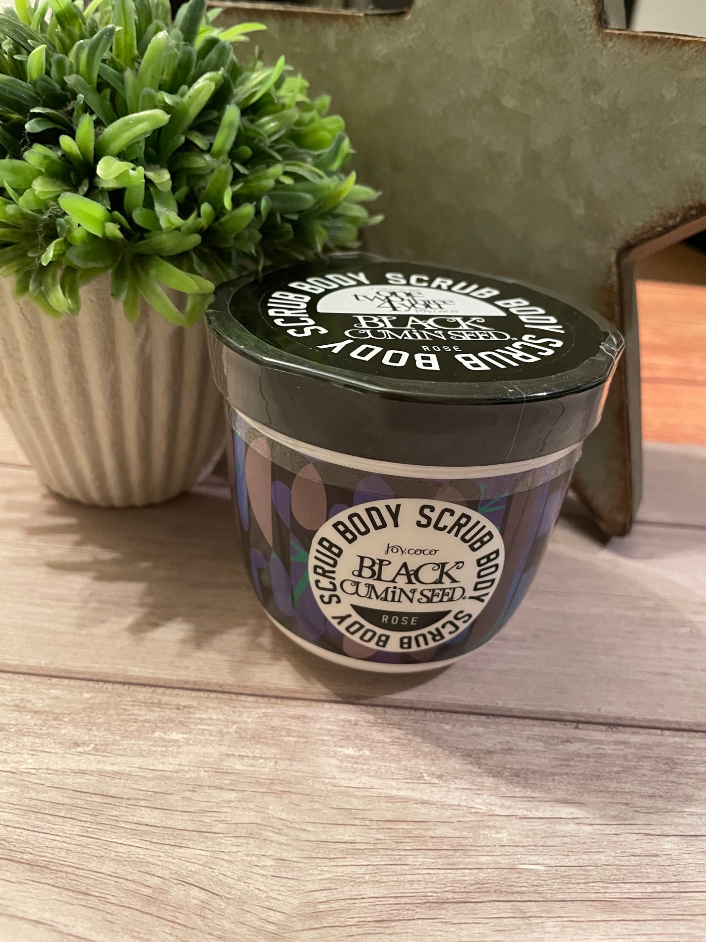 ジョイココ ボディスクラブ ブラッククミンシード/Joy.coco(ジョイココ)/ボディスクラブを使ったクチコミ(1枚目)