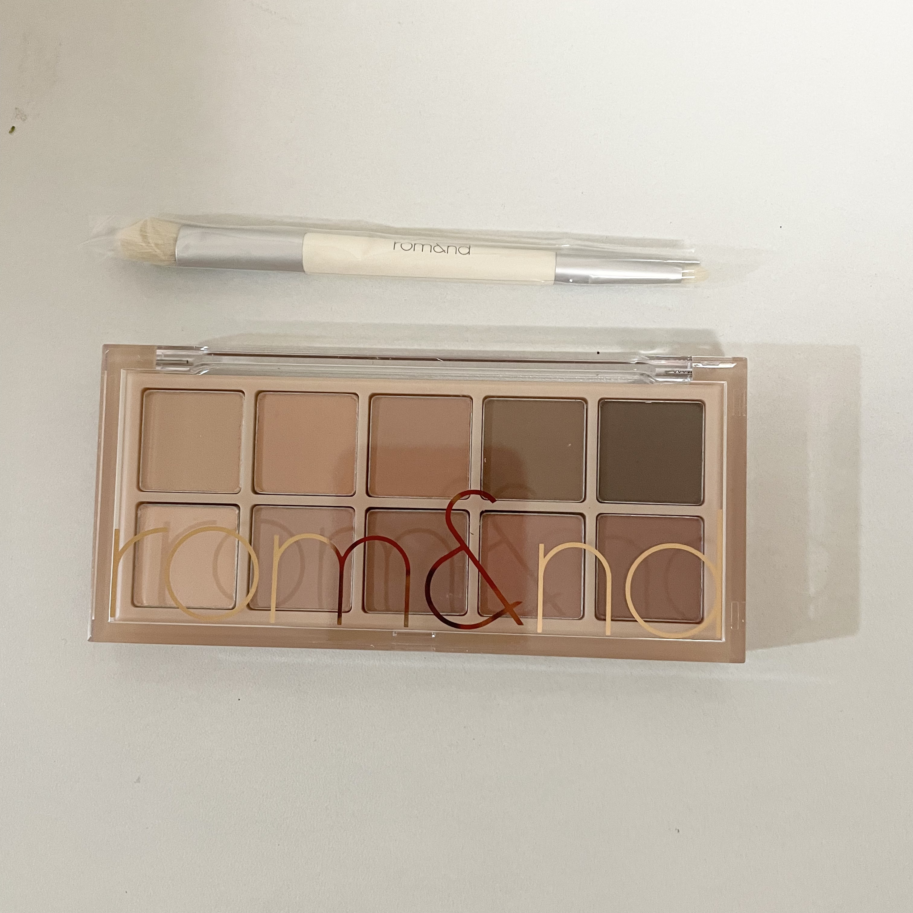 リュクスアイシャドウ/BOBBI BROWN/単色アイシャドウを使ったクチコミ（2枚目）