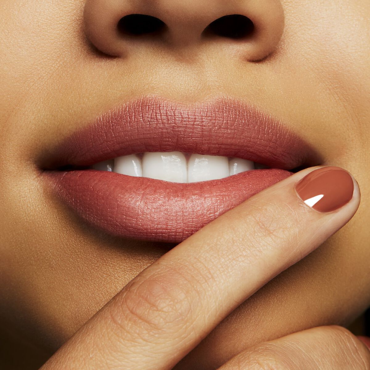 MAC︎パウダーキスリップスティック　テディ2.0 M・A・C ⁄ パウダー キス リップスティック テディ 2.0の口コミ一覧